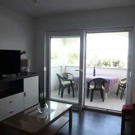 Dona P1 Apartment *
